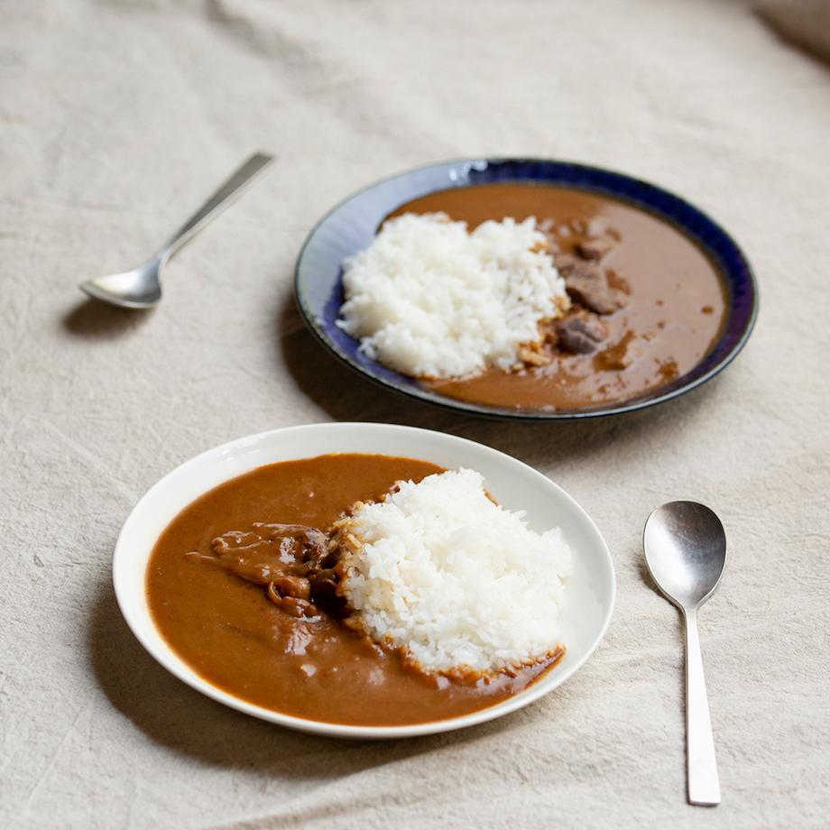 総本家 肉の大橋亭 近江牛カレー 洋風・和風食べ比べセット の通販