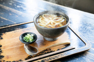 「山元麺蔵のお試しかけうどん3食セッ」をオンラインで販売中！