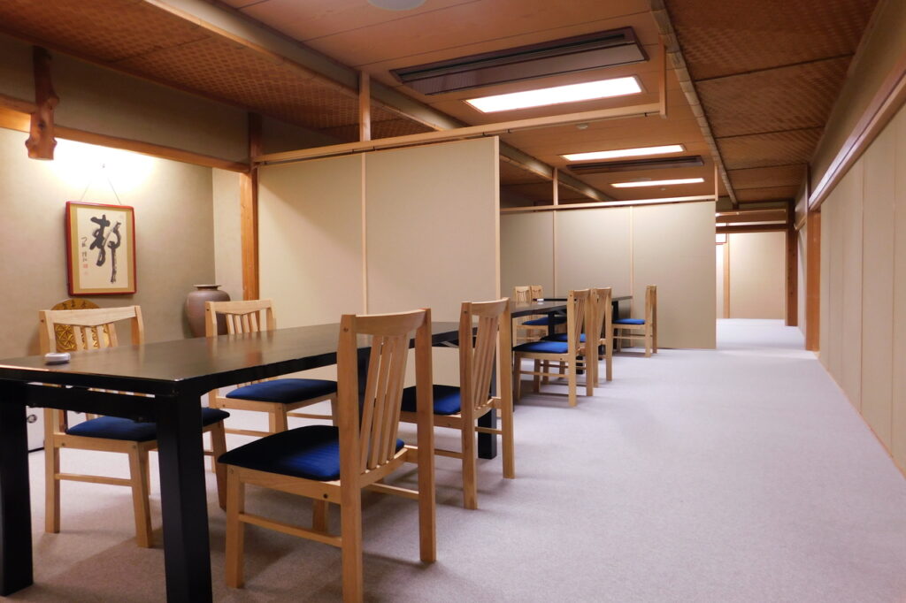 Interior view of "Kameya Honke