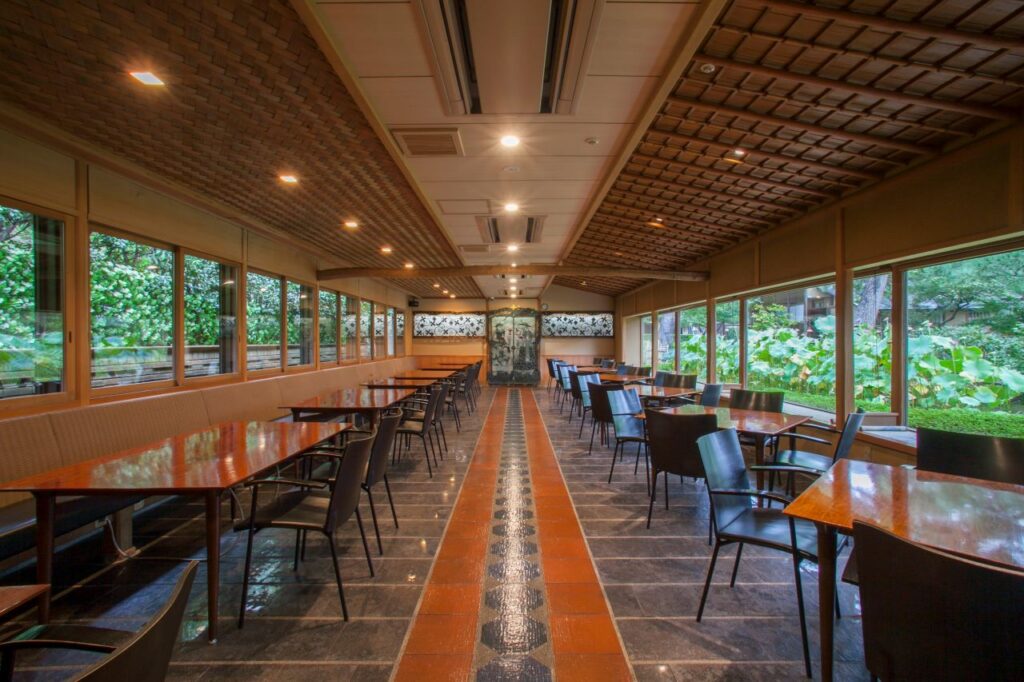 Interior view of "Nanzenji Junjo