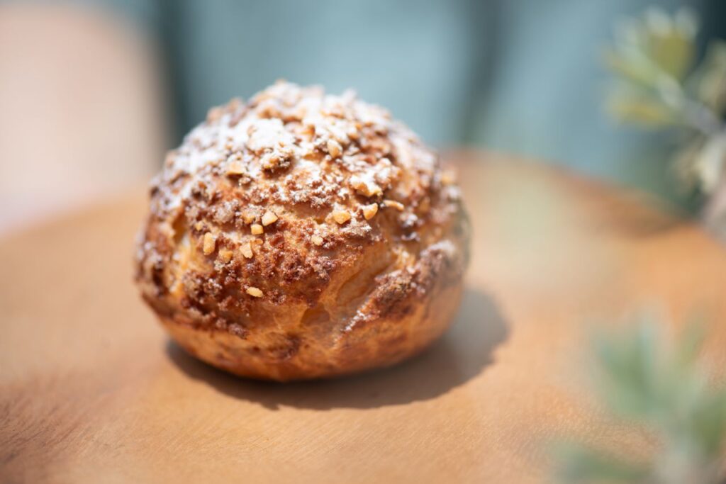 doucement cream puff