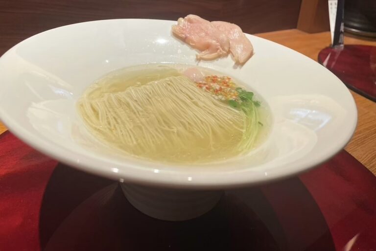 麺鶏佰鶏 料理