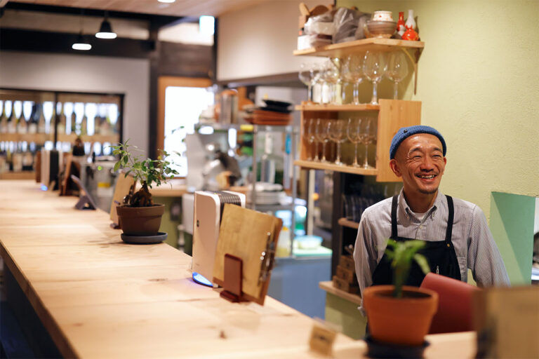 空想コンプリート　店主