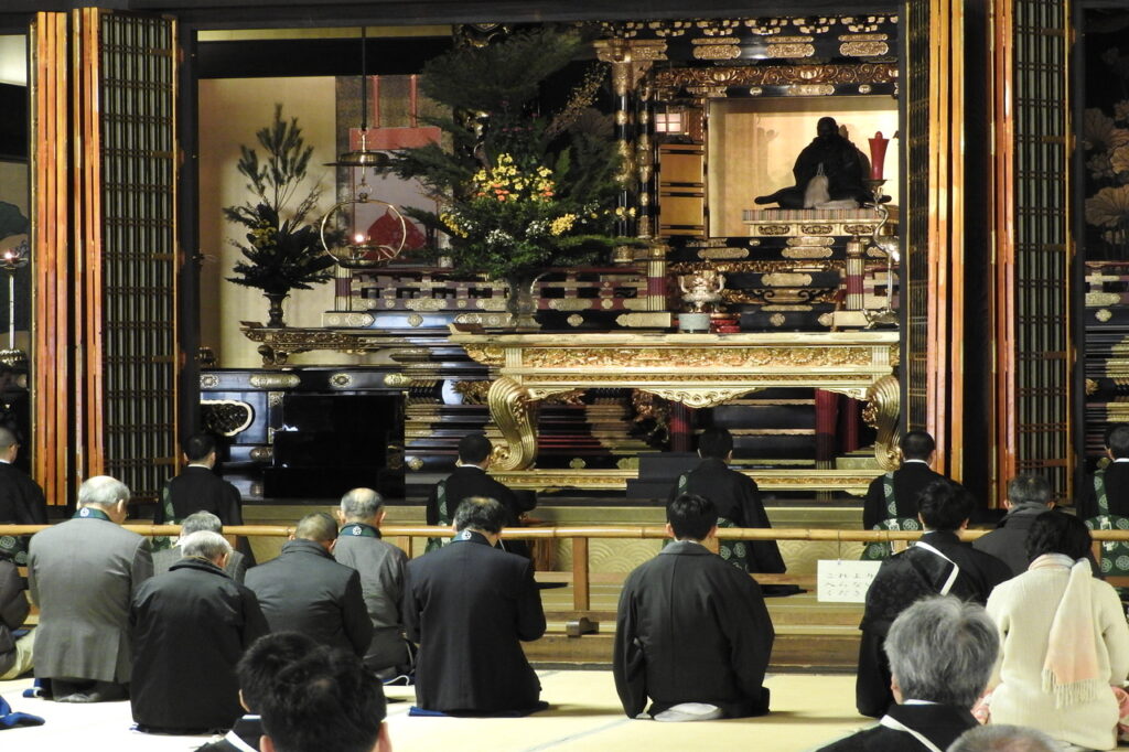 東本願寺　お勤め